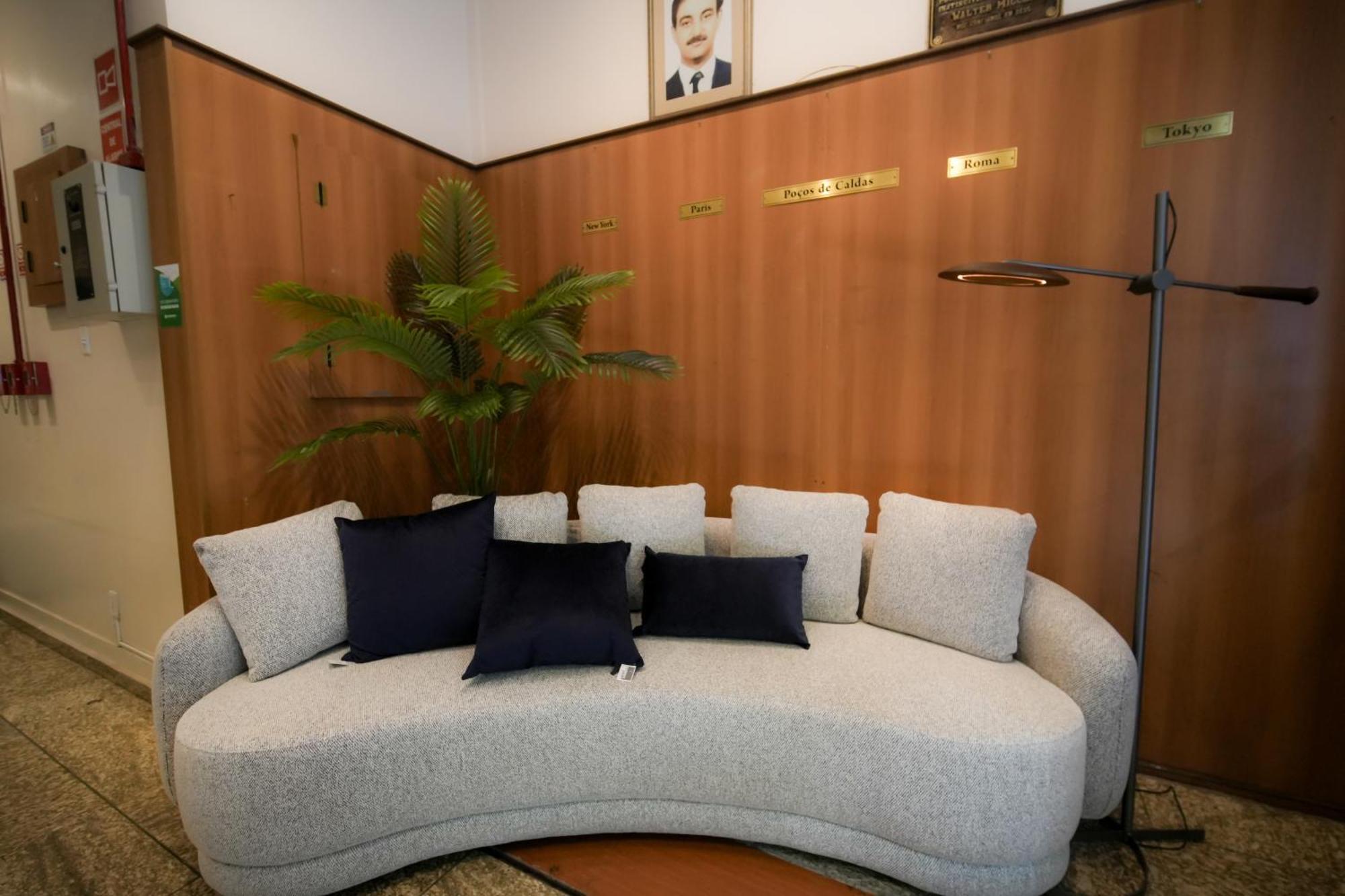 Hotel Dan Inn Pocos De Caldas - A Melhor Localizacao Do Centro By Nacional Inn Bagian luar foto